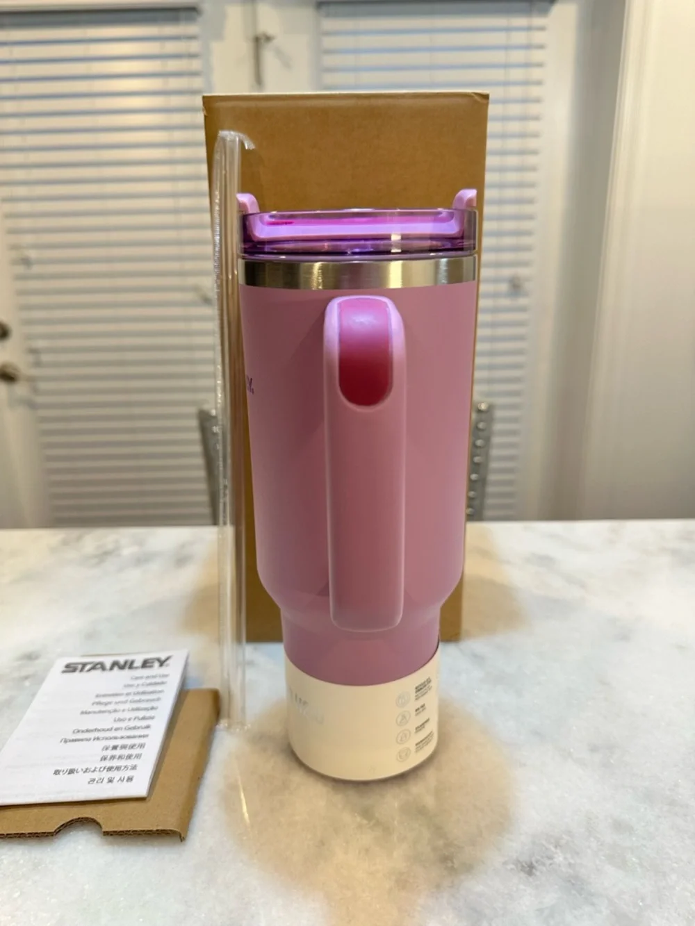 Stanley Lilac Purple Quencher H2.0 Cool Serene Brushstrokes 40oz Tumbler - Picture 2 of 8
